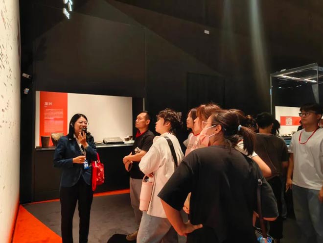 ������ѧԺʦ���μ��й�������ʵ�ؽ�ѧ�